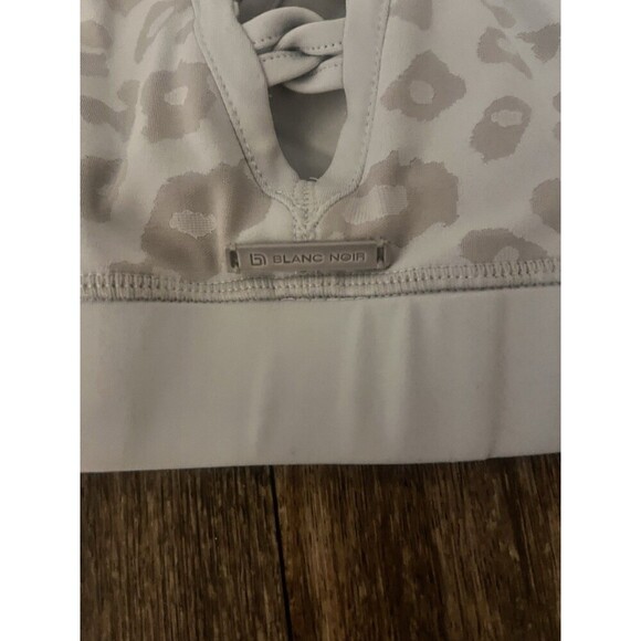 BLANC NOIR Yolo Looped-back Sports Bra In Frost Grey Women’s Size Small Run Yoga - Picture 10 of 12